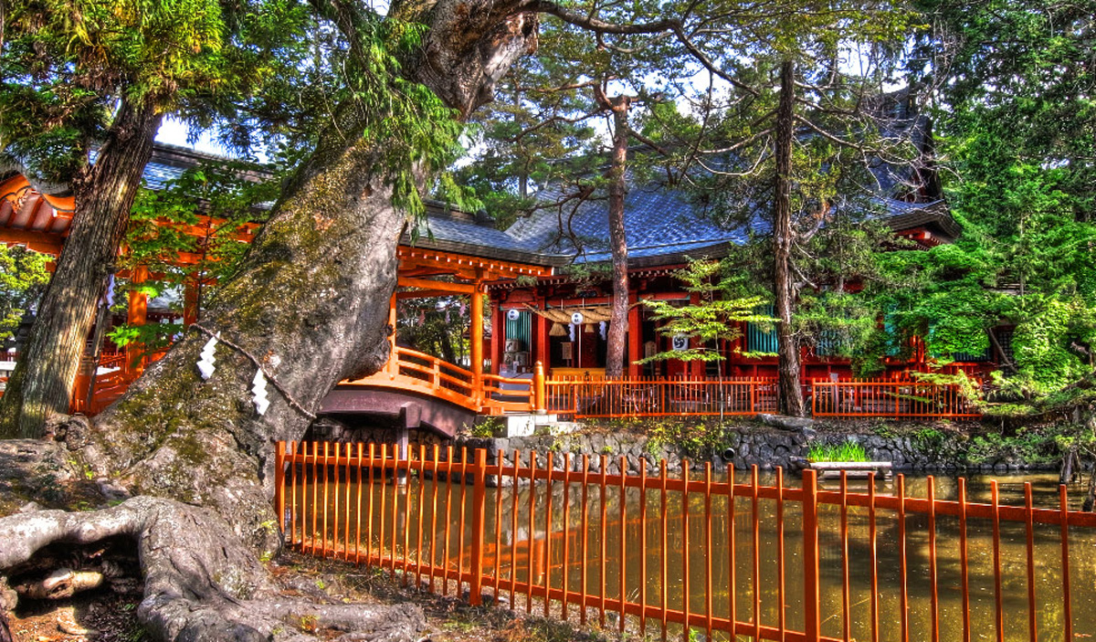 生島足島神社での結婚式